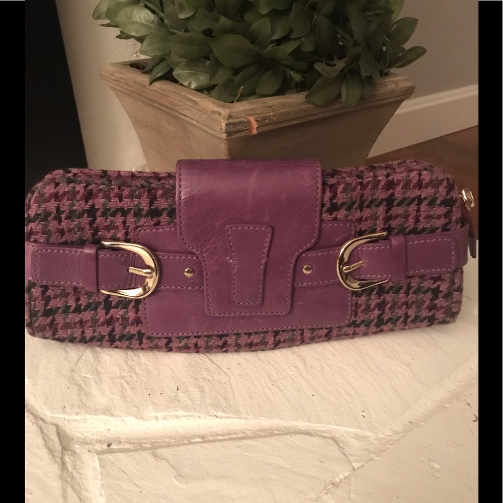 Clutch purse